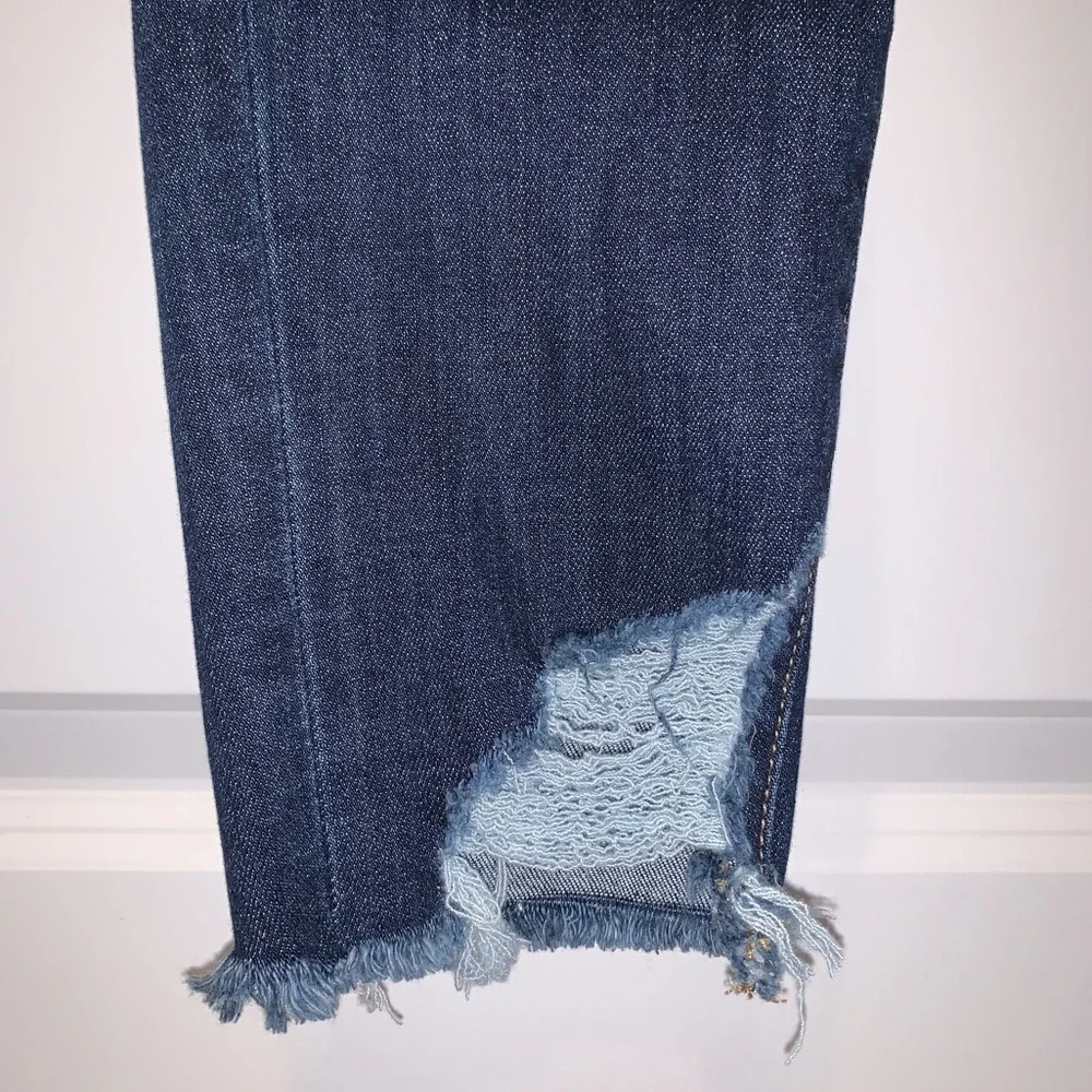 American Eagle Distressed Skinny Jeans - Picture 7 of 16